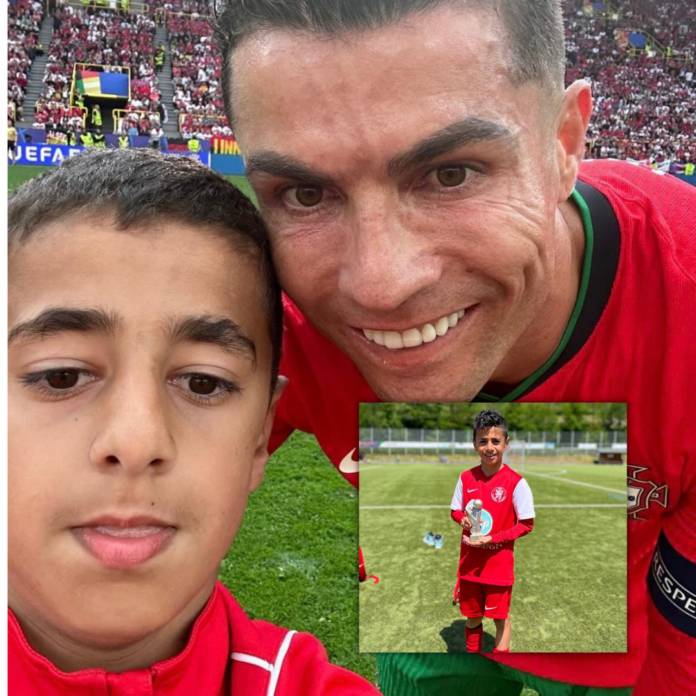 Sahaya Atlayıp Ronaldo'yla Selfie Çekti: O Çocuk Bakın Kim Çıktı! 3